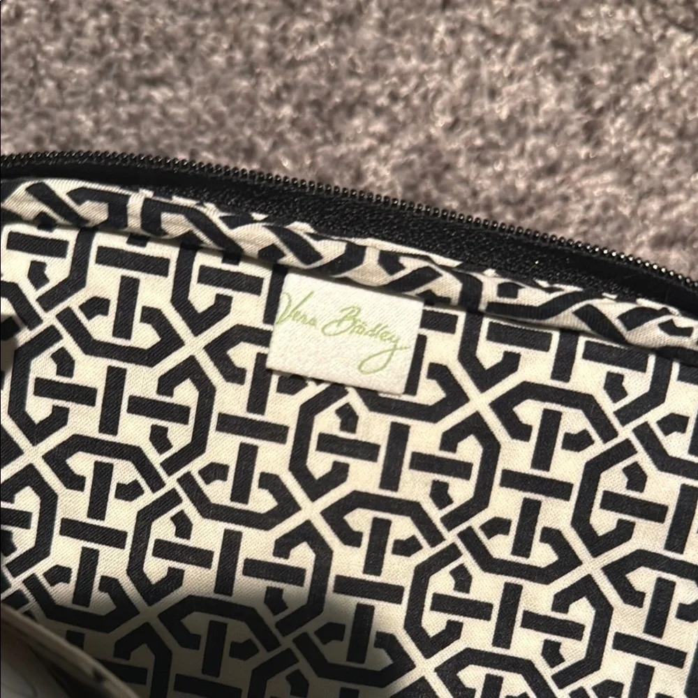 Vera Bradley E-Reader Sleeve in Dogwood NWT